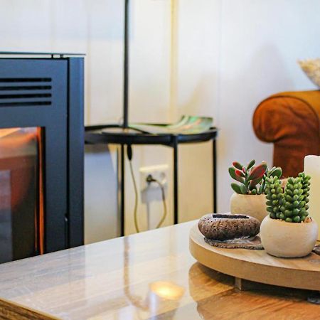 2 Bedroom Awesome Home In Udenhout Экстерьер фото