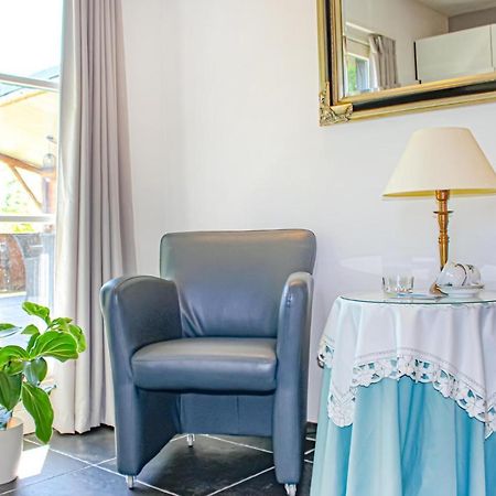 2 Bedroom Awesome Home In Udenhout Экстерьер фото