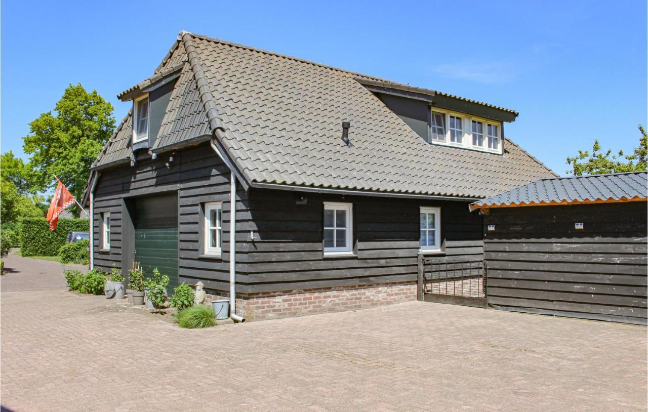 2 Bedroom Awesome Home In Udenhout Экстерьер фото