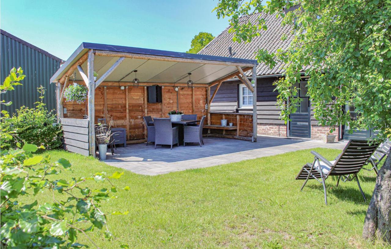 2 Bedroom Awesome Home In Udenhout Экстерьер фото